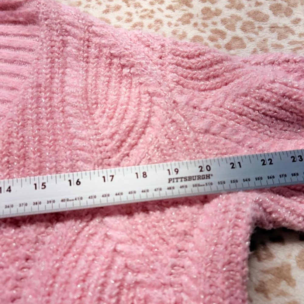 Universal Thread Sweater - Picture 6 of 8